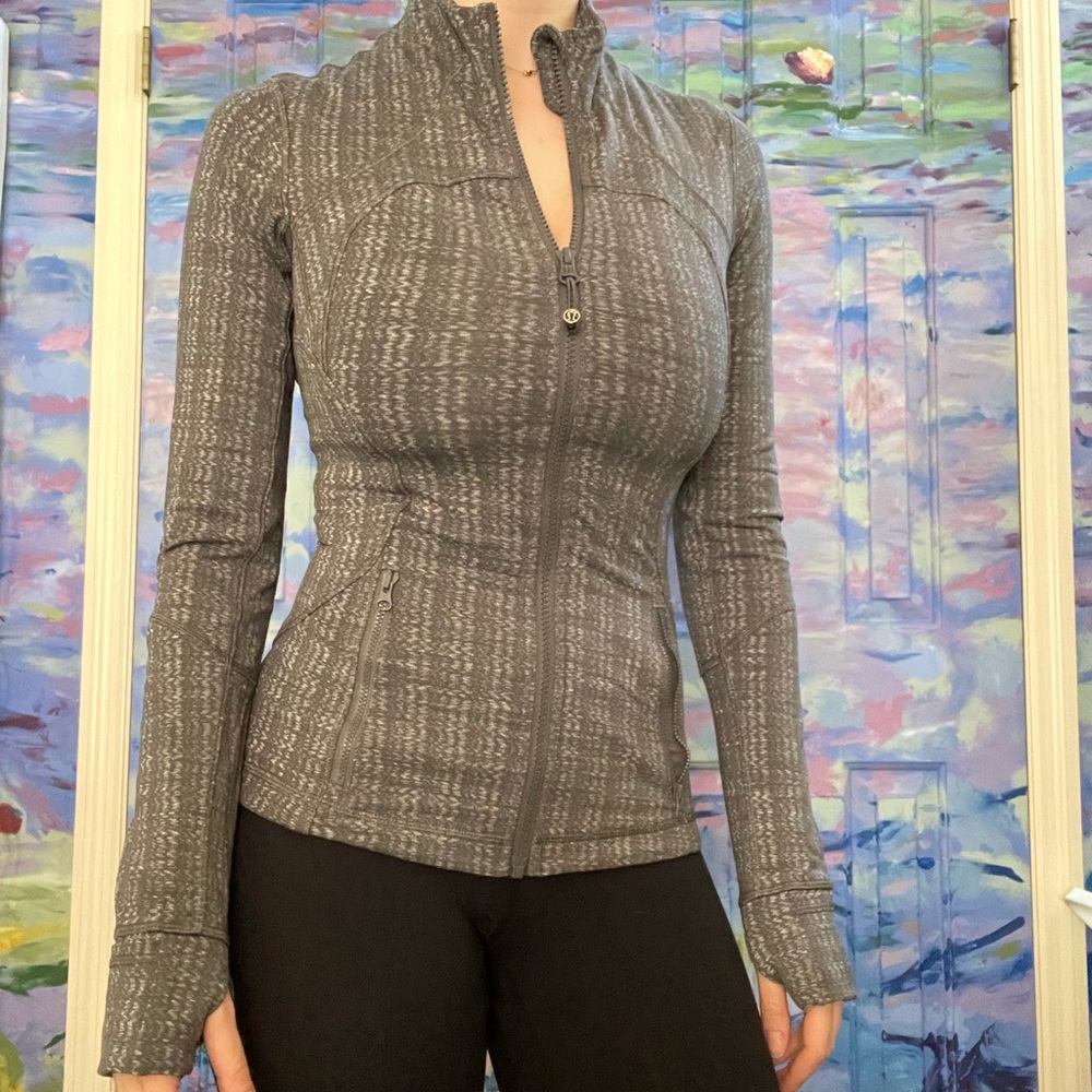 Lululemon Heather Gray Define Jacket Sz 4